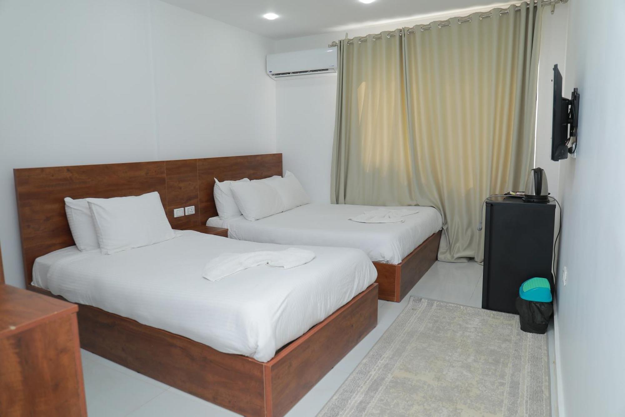 Prince Pyramids Inn Kafret el-Gabal Exterior foto